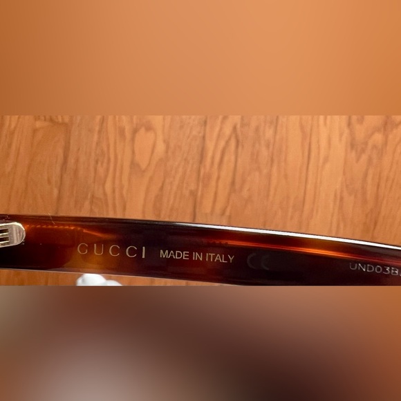 Gucci Sunglasses-Brown/Tortoise Square lens-Signature Crystal brand name - Picture 10 of 12